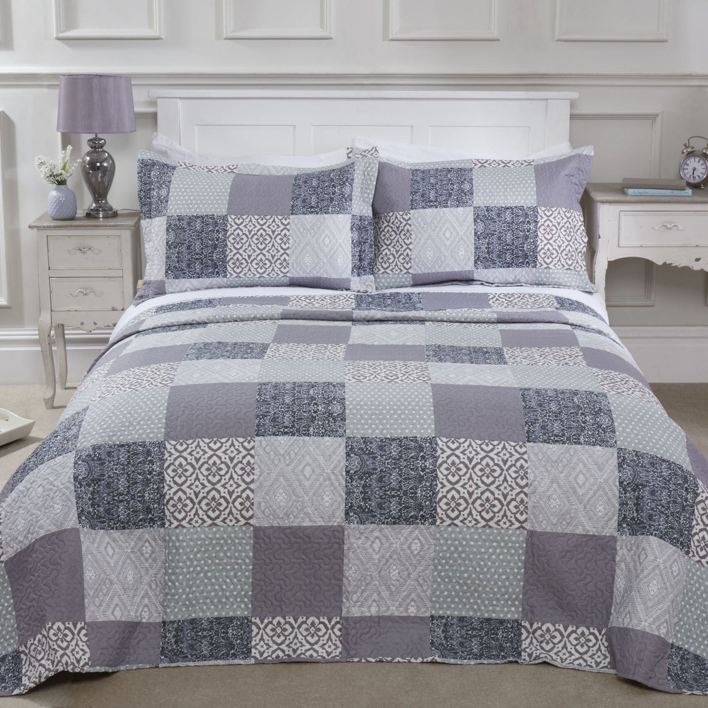 Chiltern Blue Patchwork Bedspread Set