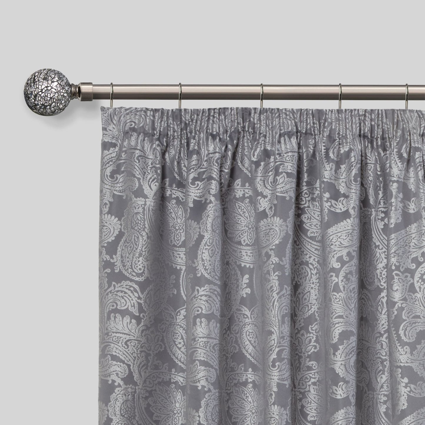 Black Silk Cut Glass Extendable Curtain Pole with Rings