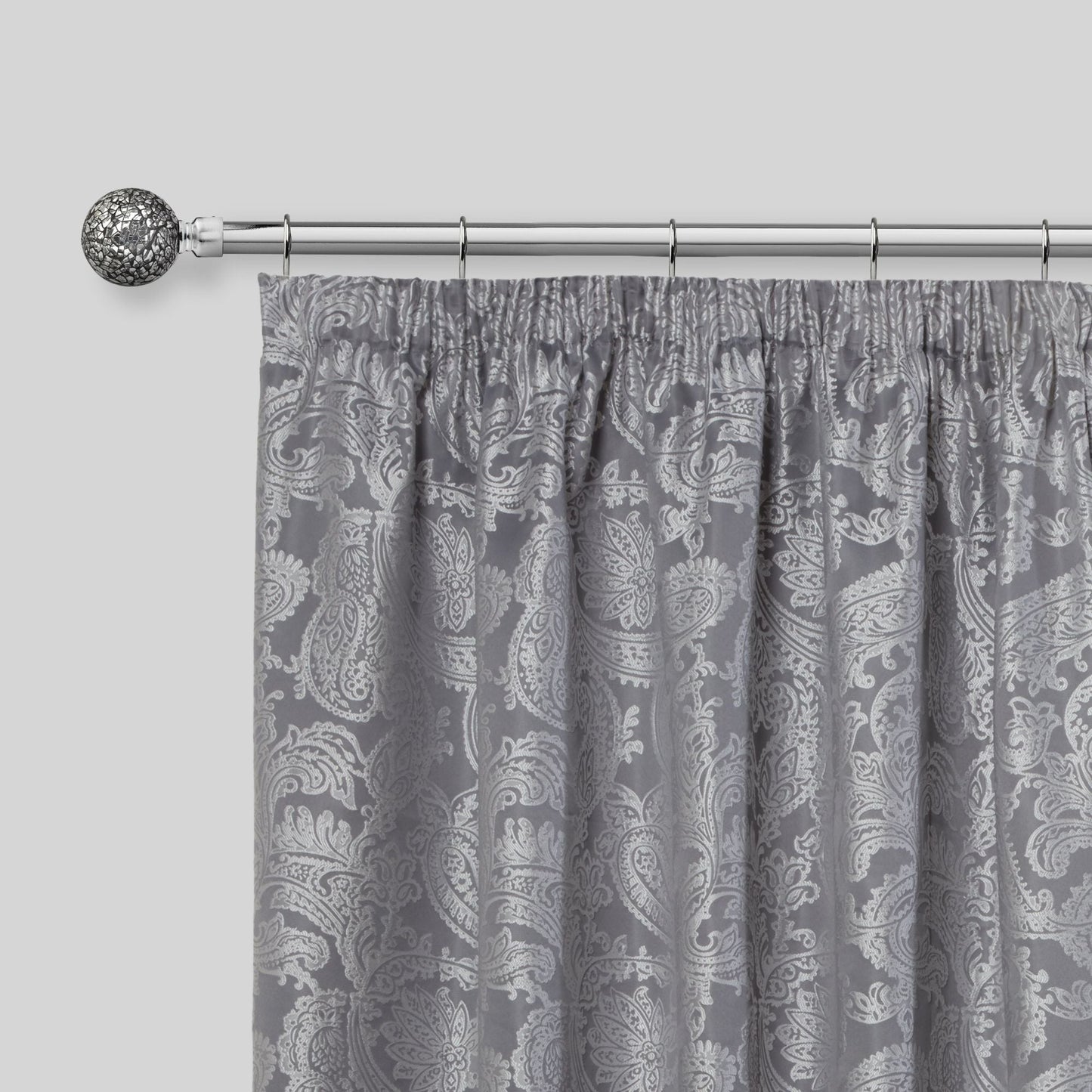 Chrome Cut Glass Extendable Curtain Pole with Rings