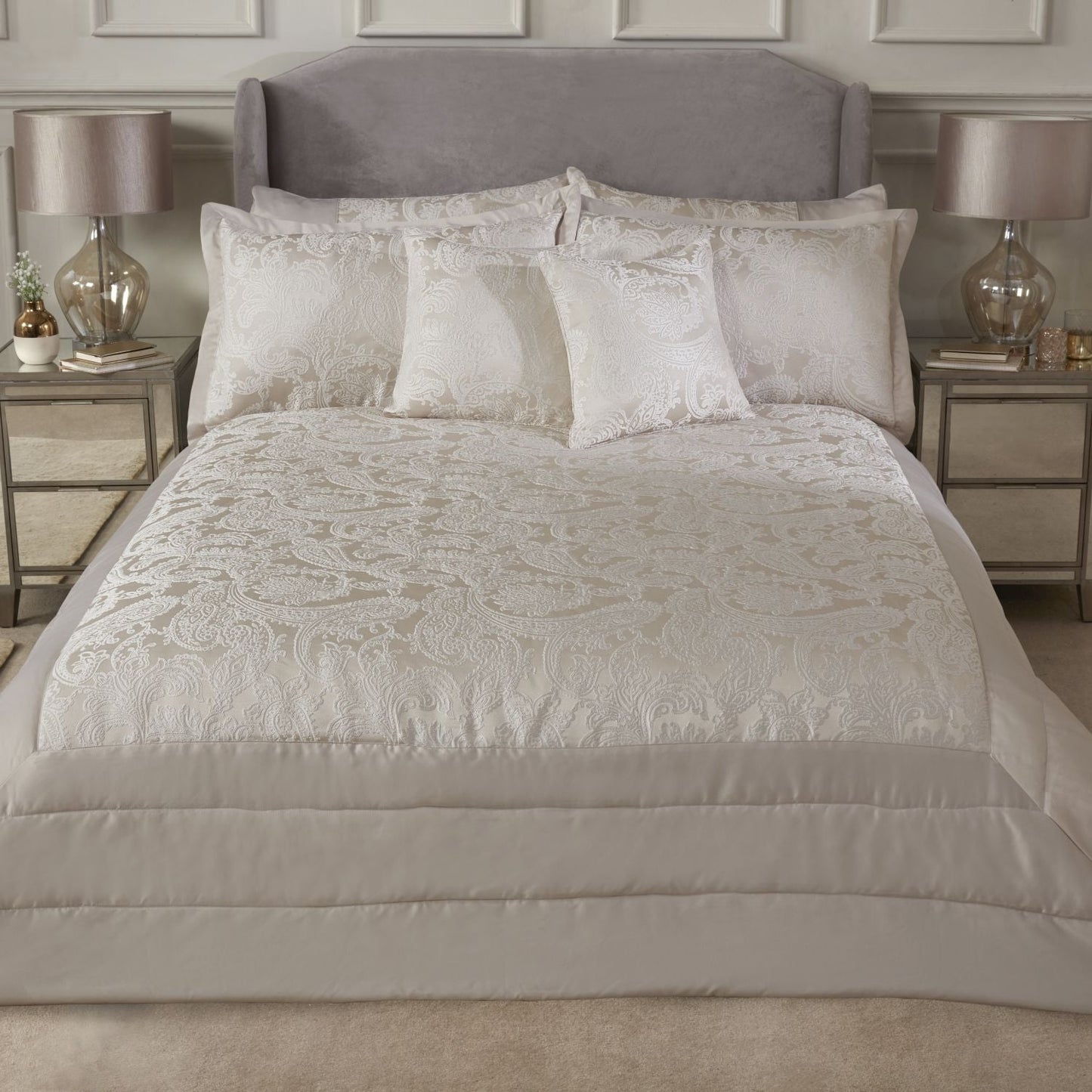 Duchess Cream Embellished Jacquard Quilted Bedspread Set