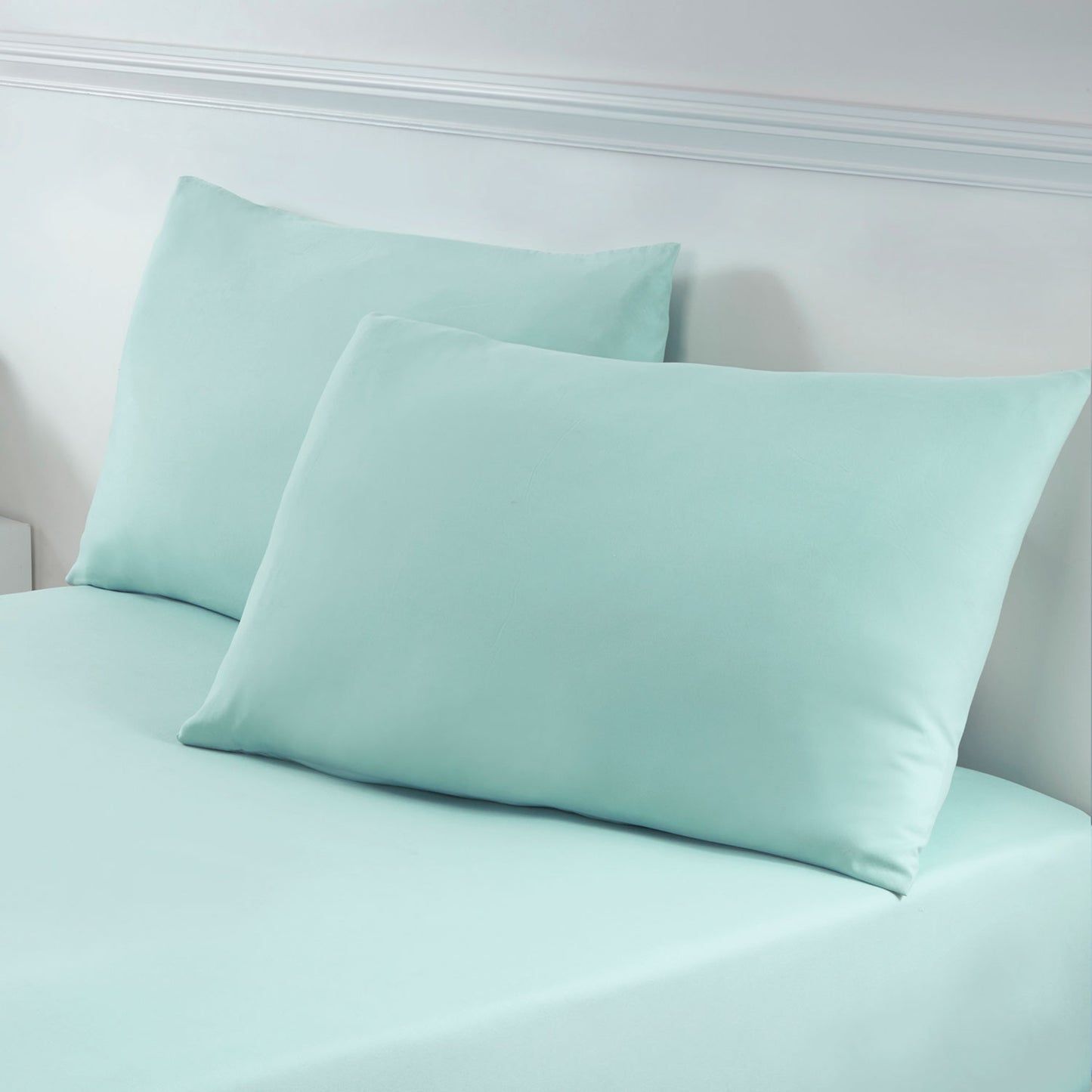 Green Super Soft Easycare Housewife Pillowcases (Pair)