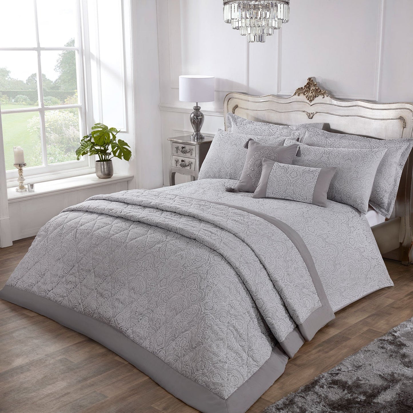 Windsor Silver Luxury Jacquard Duvet Cover