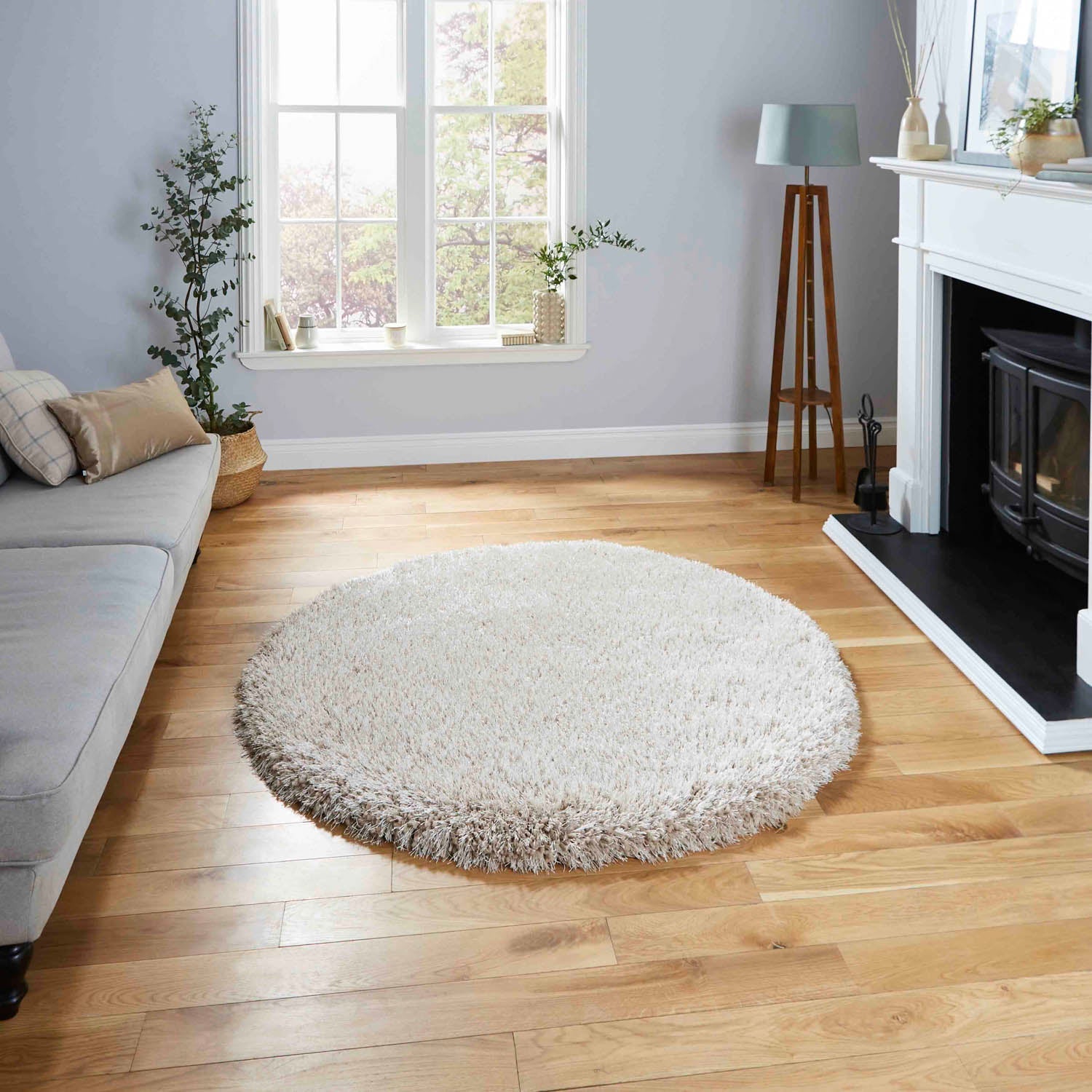 Montana Beige Luxury Circle Shaggy Rug | Julian Charles