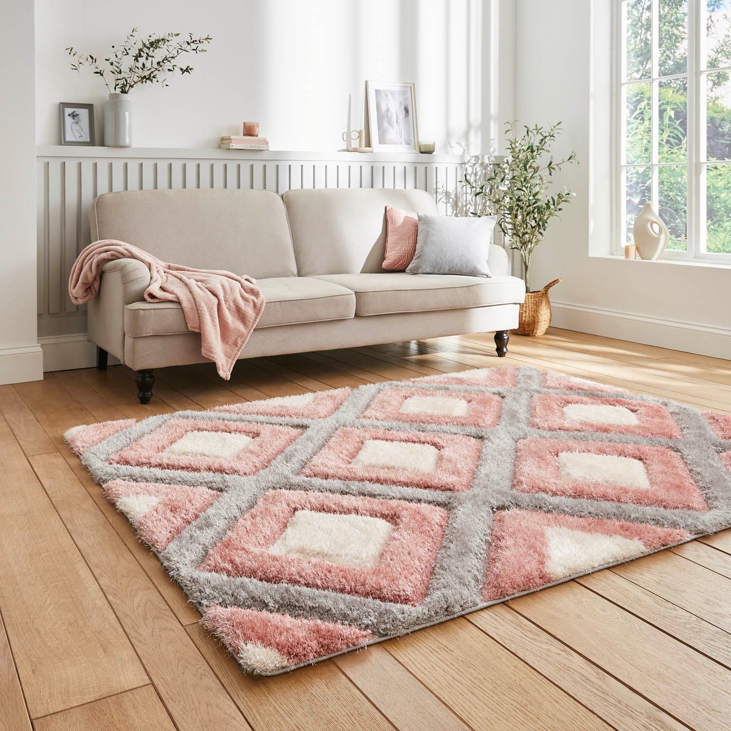 Olympia GR224 Grey/Pink Geometric Rug