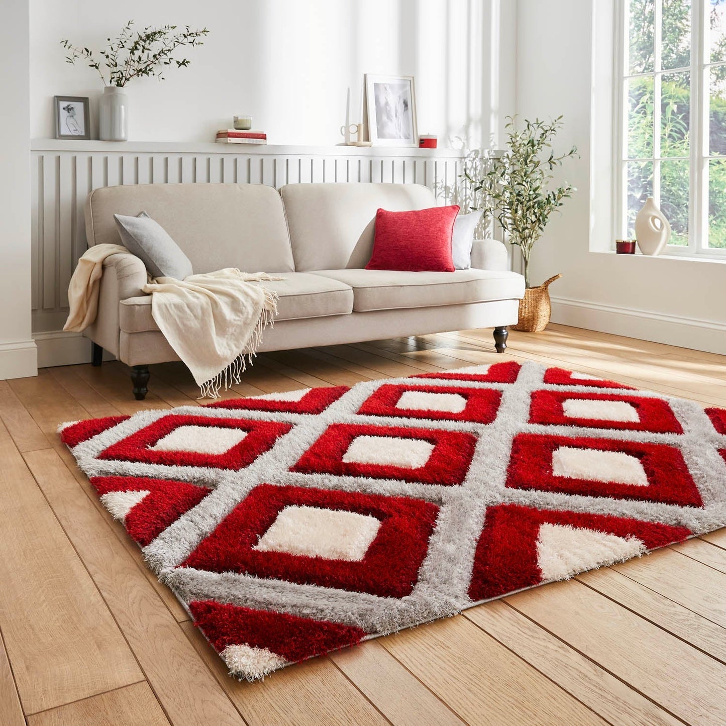 Olympia GR224 Grey/Red Geometric Rug