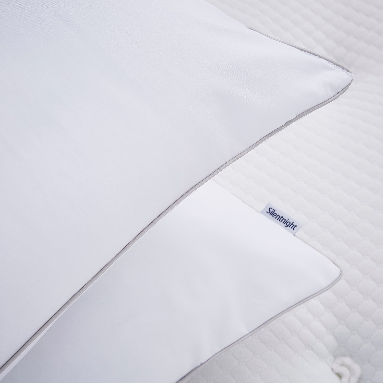 comfortwill standard textile pillows