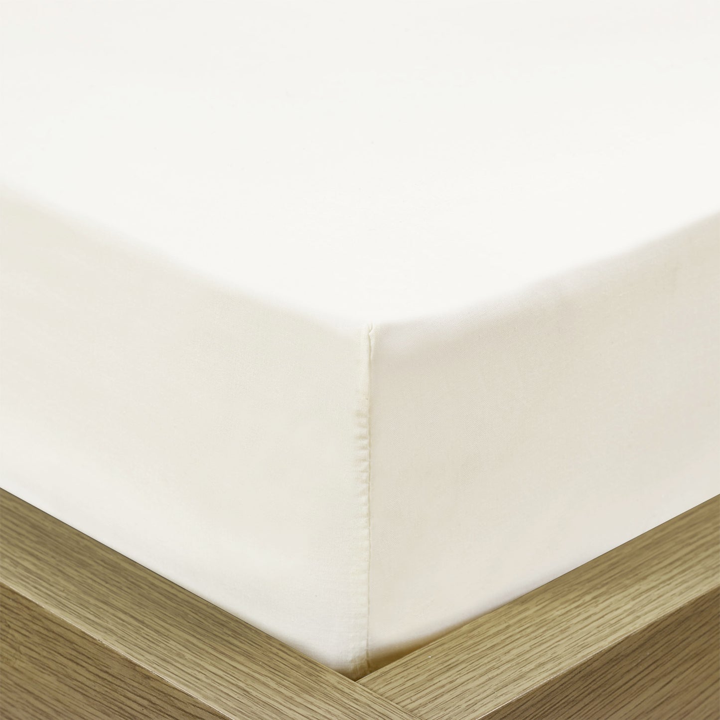 Cream Cotton Rich Percale Easy Care Extra Deep (38cm) Fitted Sheet
