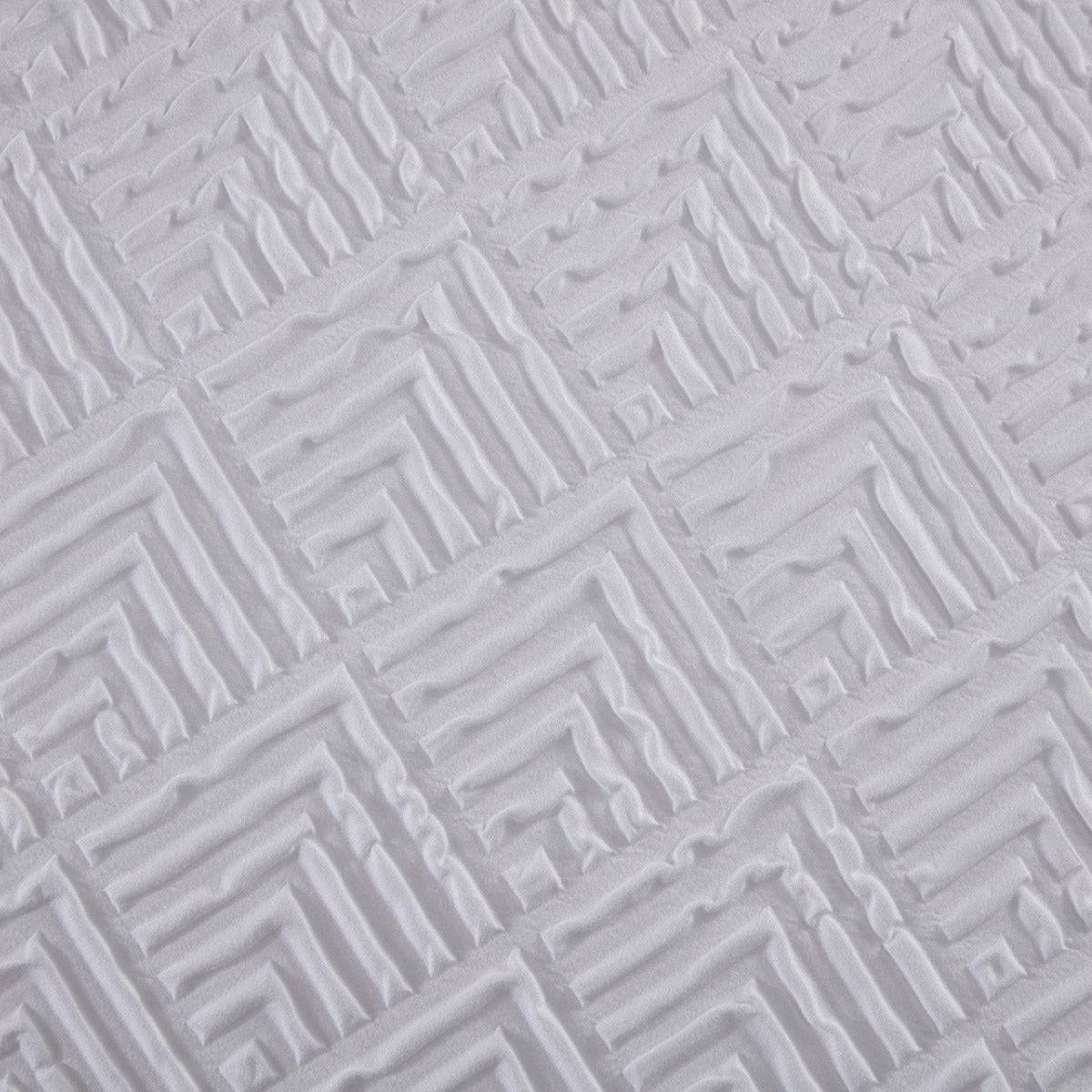 Moda White Geometric Embossed Duvet Set – Julian Charles Home