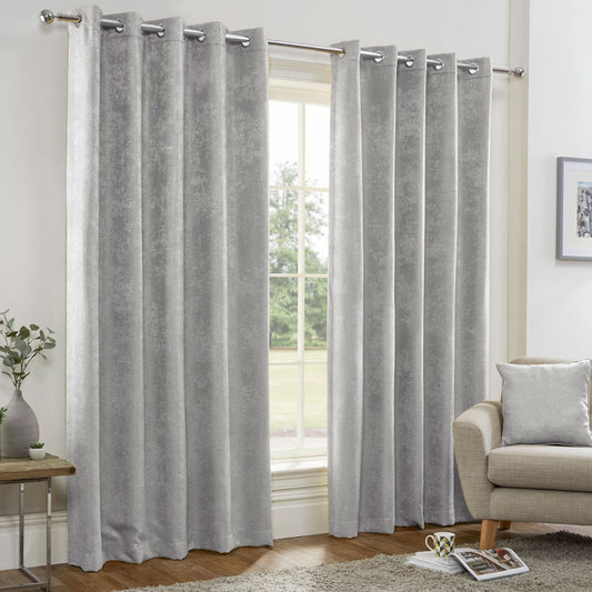 Buxton Silver Grey Eyelet Thermal Curtains (Pair)