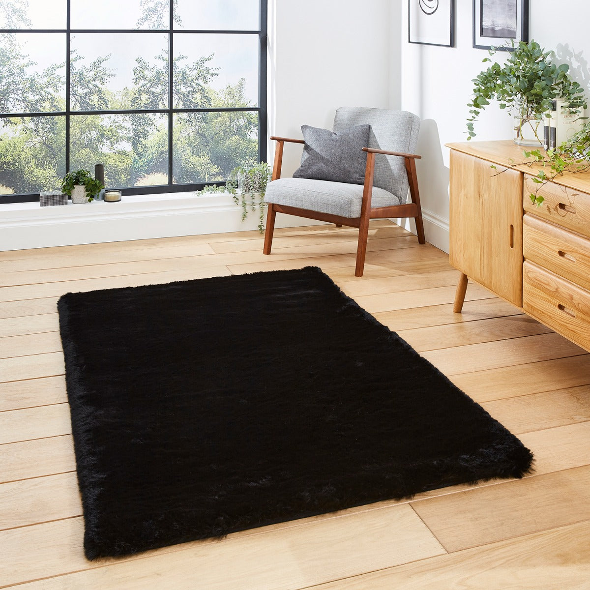 Super Teddy Black Shaggy Rug